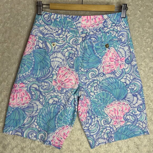 Lilly Pulitzer Women's Chipper Shorts Size 4 Raising Shell Pink Blue Seashells - Picture 6 of 7